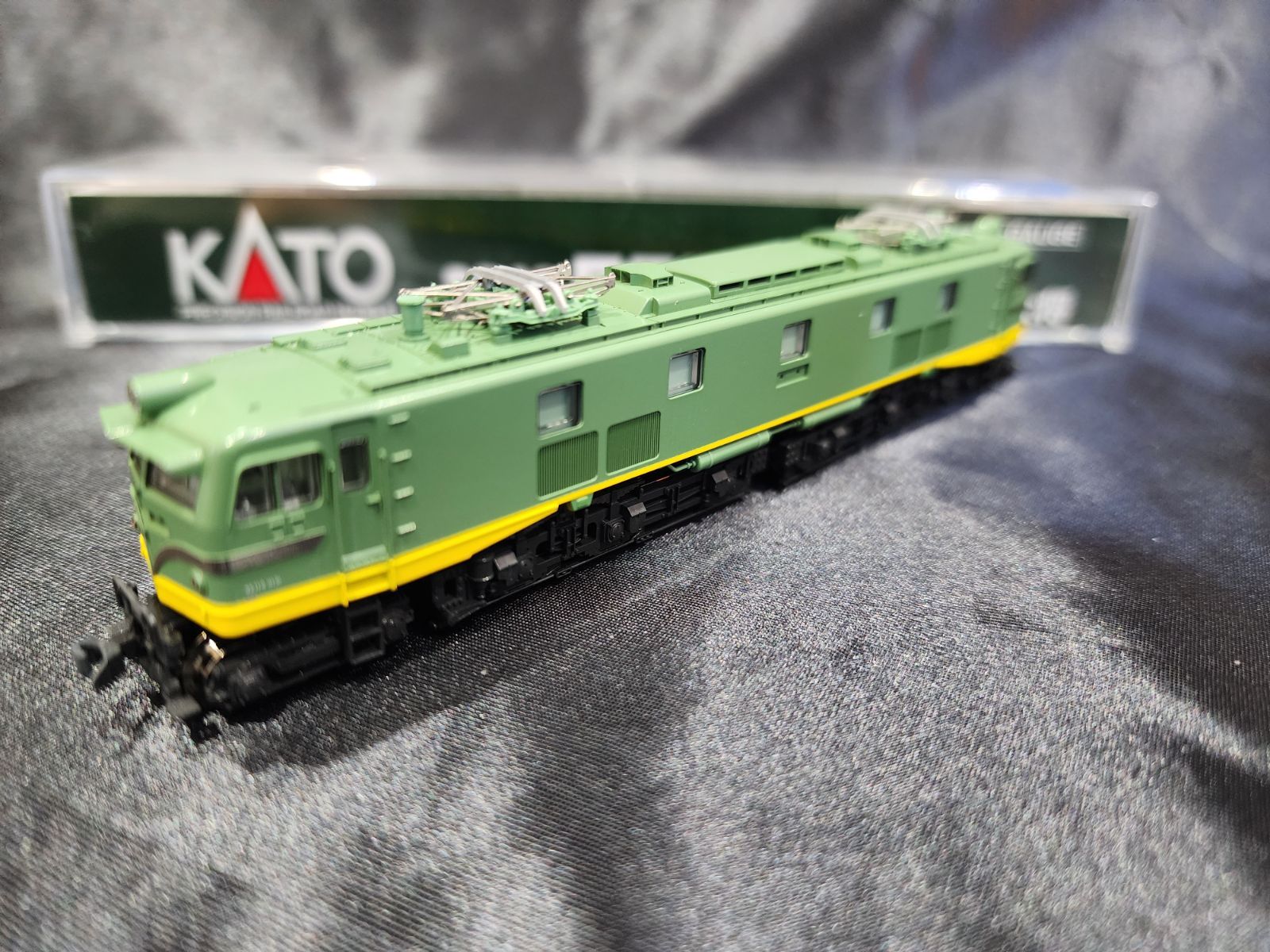KATO 3048 EF58 初期形 大窓 ヒサシ付 青大将 鉄道模型 Nゲージ