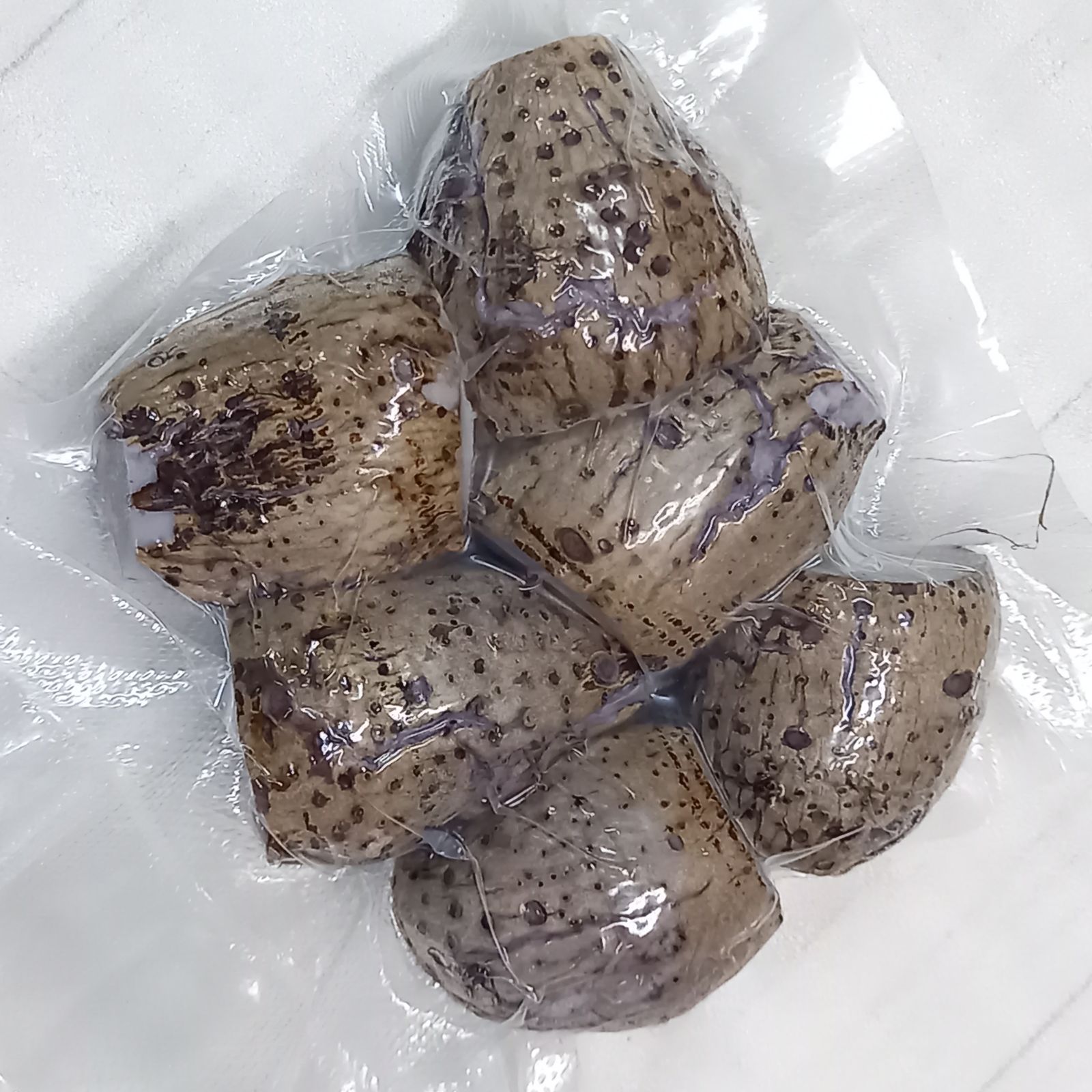 メルカリshops 沖縄県産野菜 タイモ ターム 1kg 冷蔵便 メルカリshops 沖縄県産野菜 タイモ ターム 1kg 冷蔵便