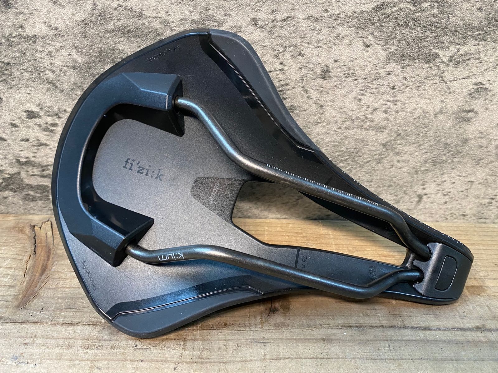 Fizik(フィジーク) ARGO TEMPO R1 カーボンレール 150mm