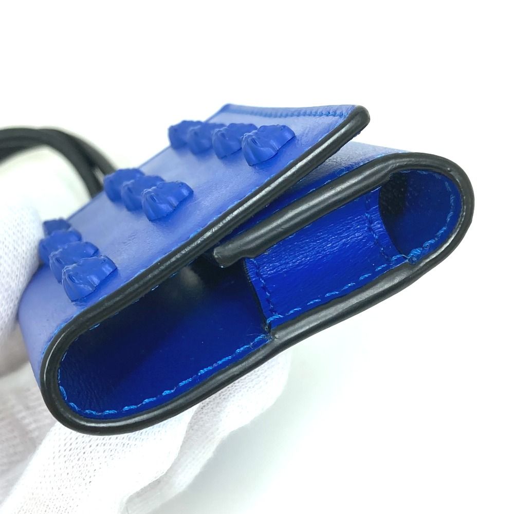 即購入OK【新品】VERSACE AirPods ケース　ヴェルサーチェ 即購入OK【新品】VERSACE AirPods ケース ヴェルサーチェ - メルカリ