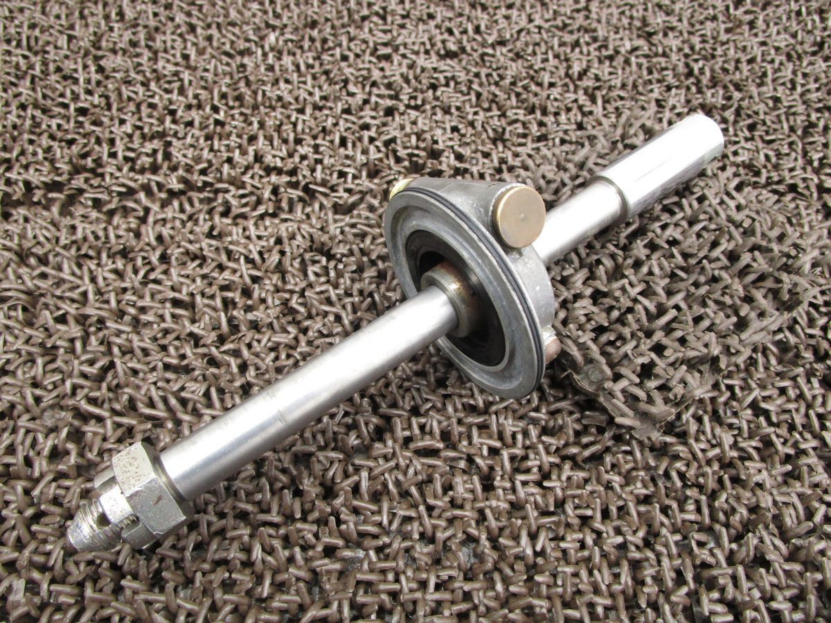 CBM72 フロントアクスルシャフト メーターギア ●A5899 CBM72 ホンダ CBM72E ドリーム キャブ車 TYPE2