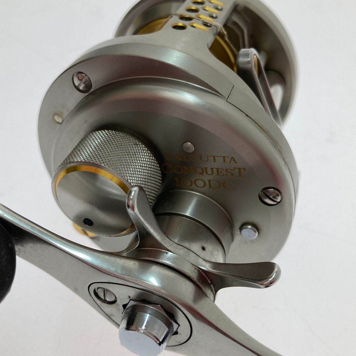 □□SHIMANO シマノ カルカッタ CONQUEST 100DC 01865 - メルカリ