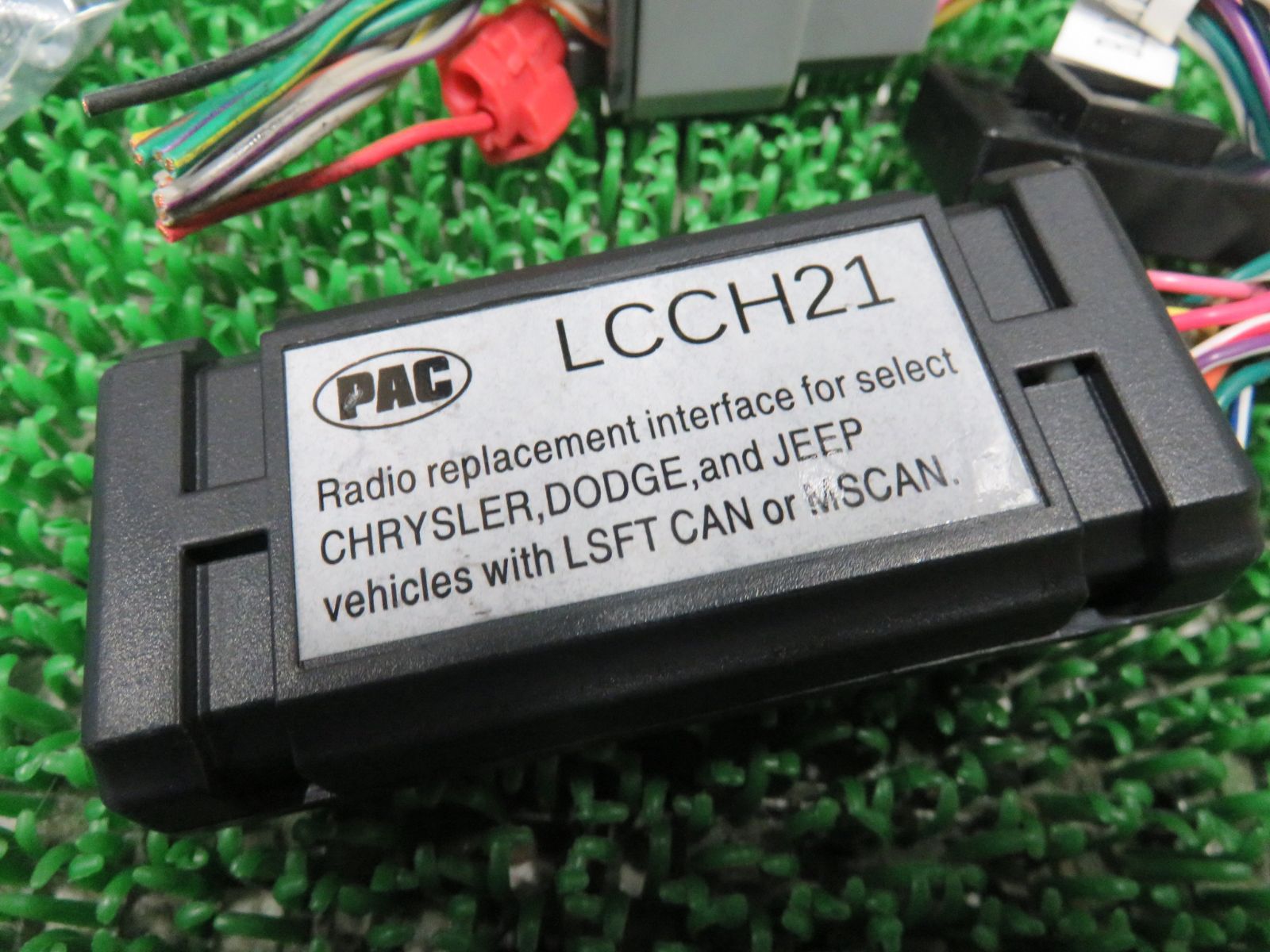 E9180 クライスラー ダッジ ジープ オーディオ ナビゲーション 取り付け 交換用 インターフェース PAC LCCH21 CAN-BUS対応