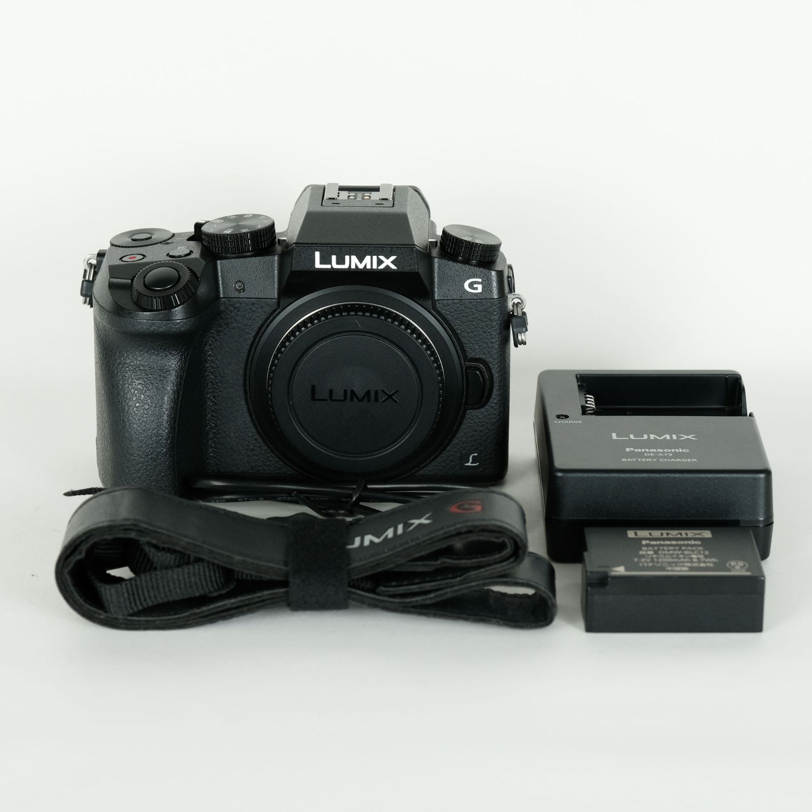 美品｜シャッター数2,380回] Panasonic LUMIX DMC-G7 ボディ