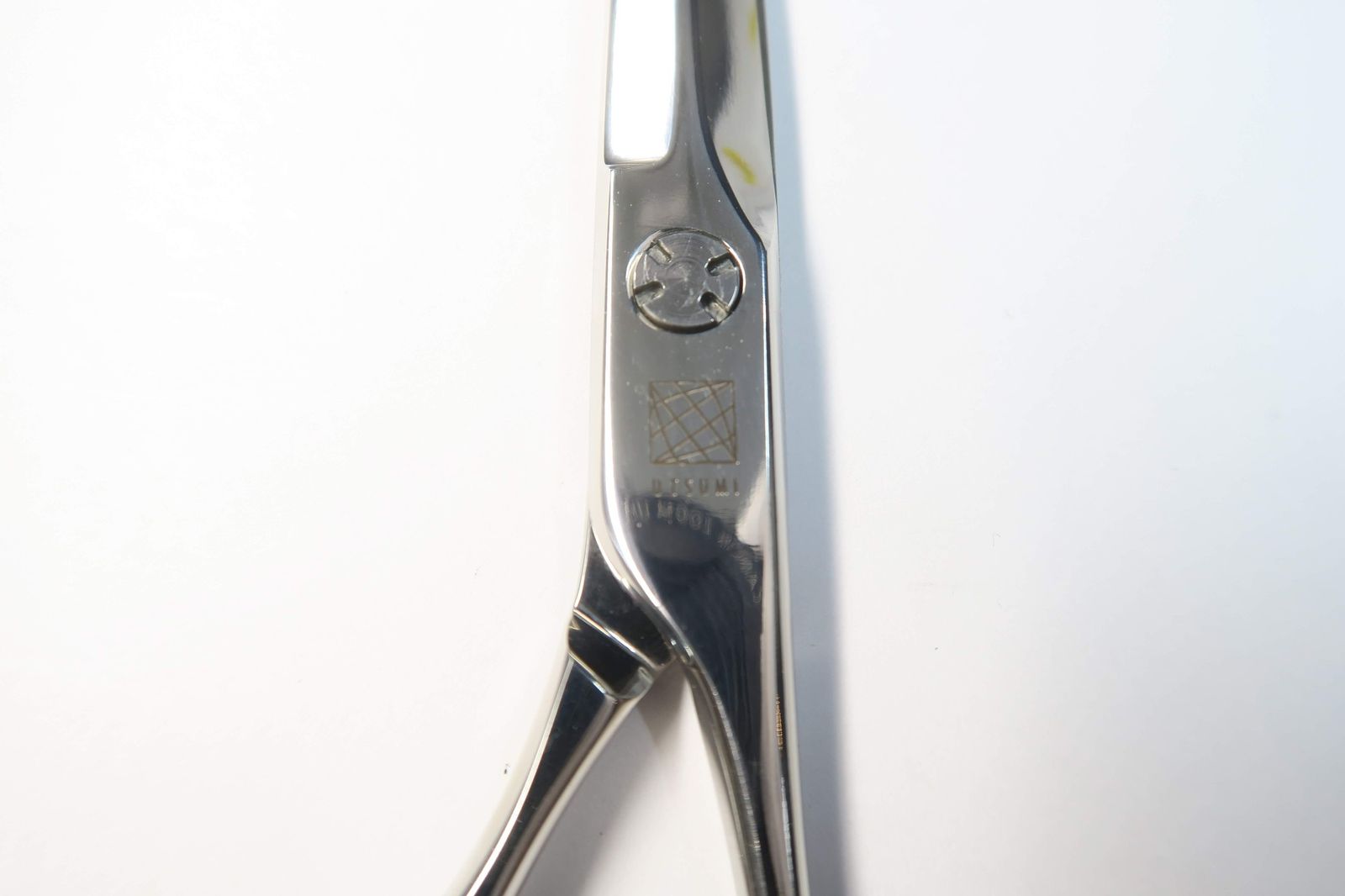 UTSUMI U&U YTK60/40 シザー美容師・理容師 6.0インチ右利き UTSUMI U&U YTK60/40 シザー美容師・理容師 6 0インチ右利き｜Yahoo