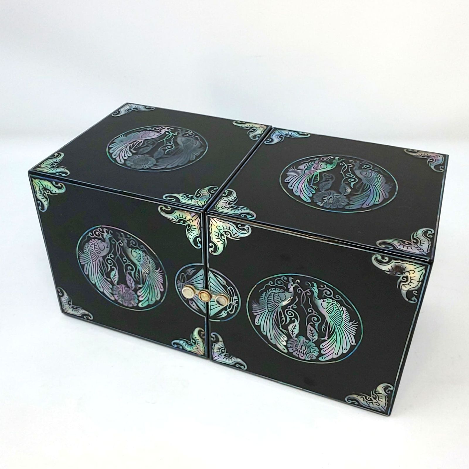 貝殻のアクセサリーケース | iichi 日々の暮らしを心地よくする