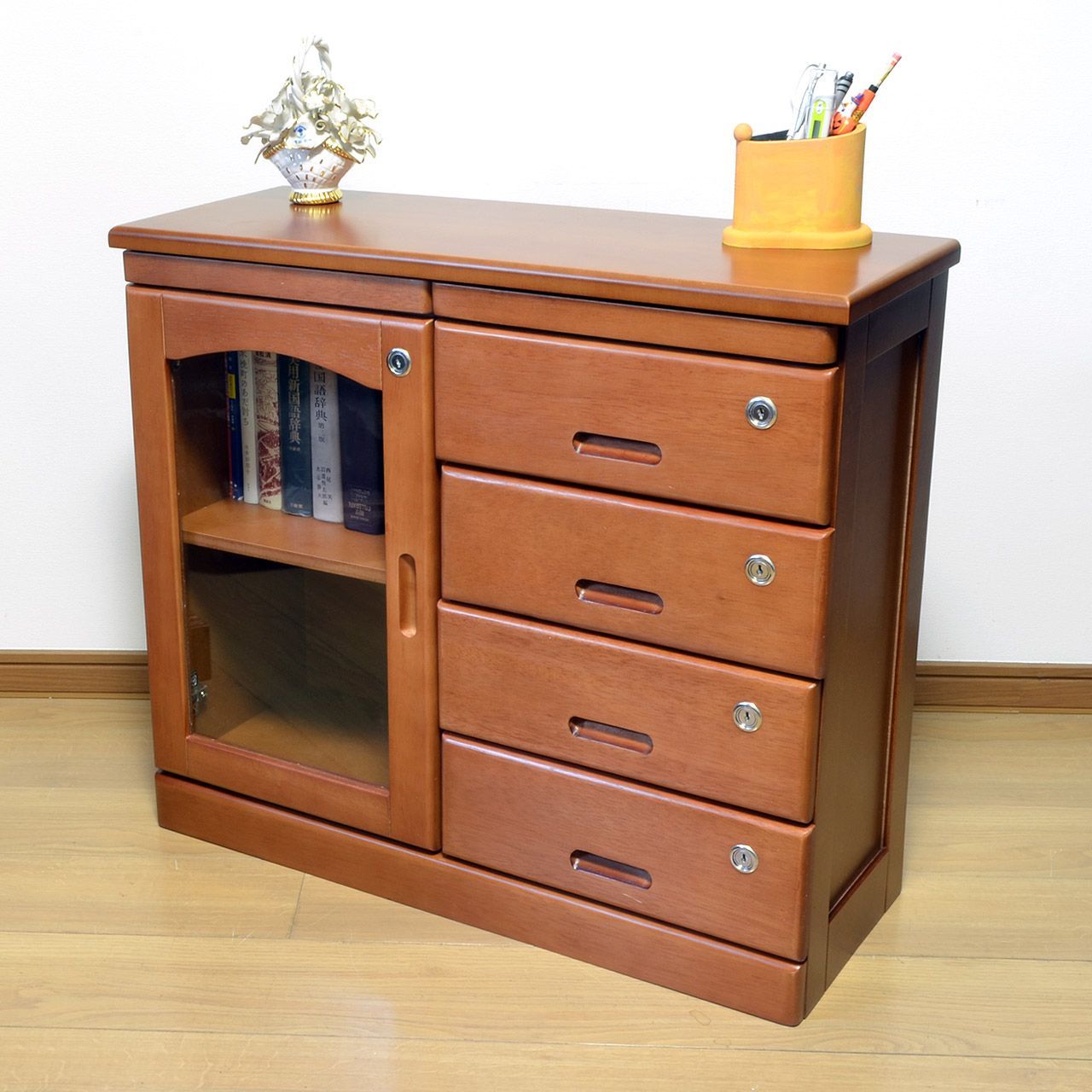 送込美品！事務キャビネットTRUSCOスリムワゴン30×50×60㎝黒車輪付き