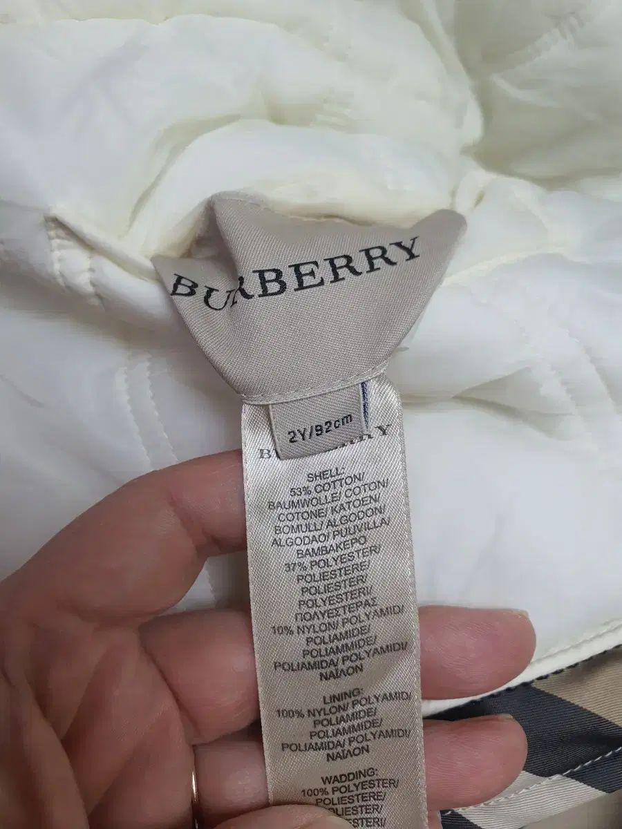 バーバリーチルドレン 2Y 92 ダウンコート リバーシブル 2Y Burberry Kids(バーバリーキッズ) リバーシブル ダウン バーバリー