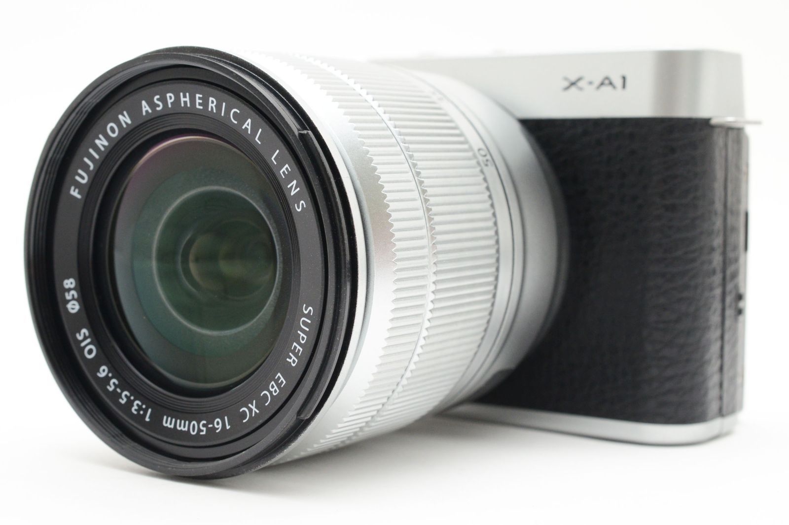 ☆極上品☆フジフイルム FUJIFILM X-A1 XC 16-50mm レンズキット