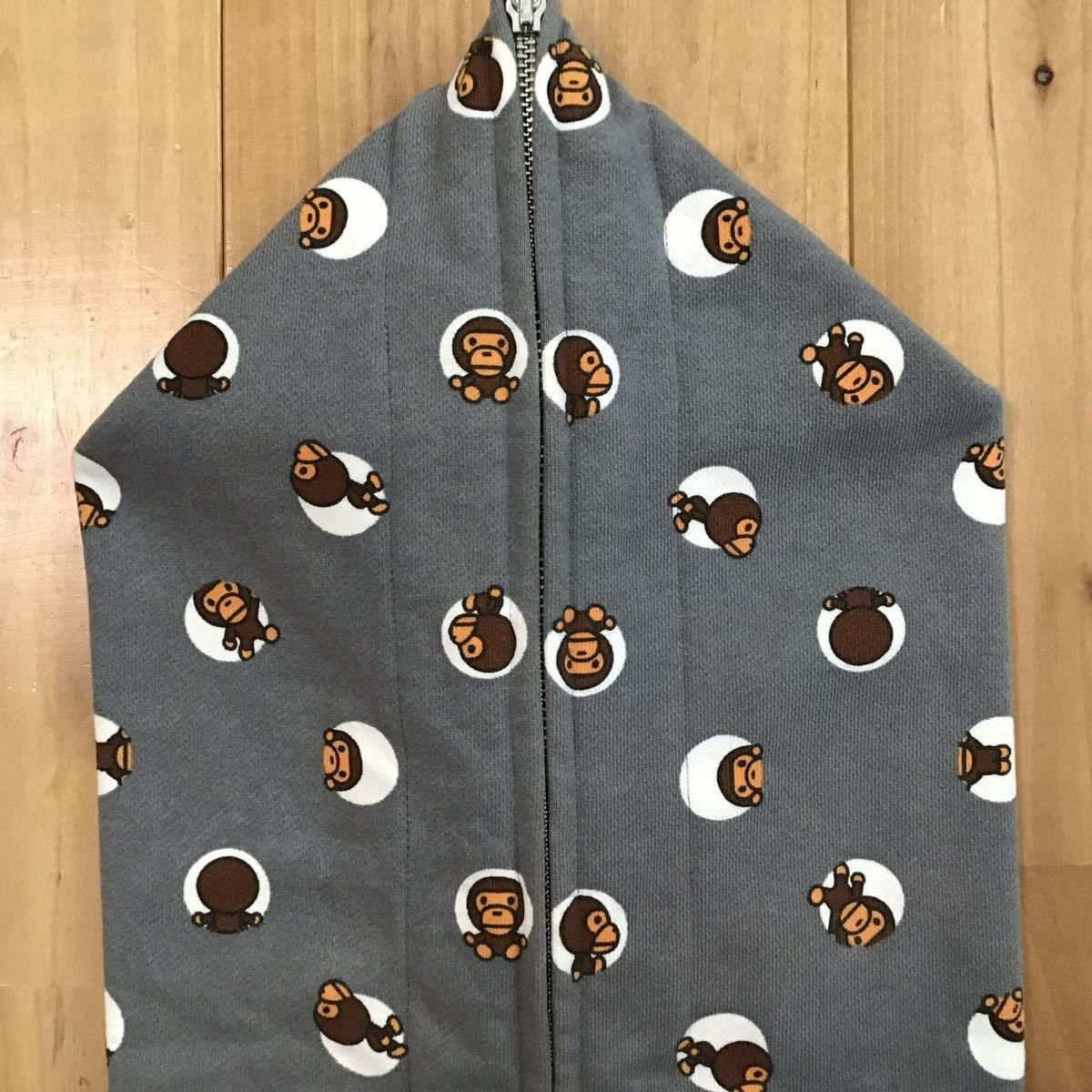 美品 BAPE スターウォーズ マイロ パーカー ベイプ　Lサイズ Starwars × BAPE フルジップ パーカー Lサイズ a bathing ape