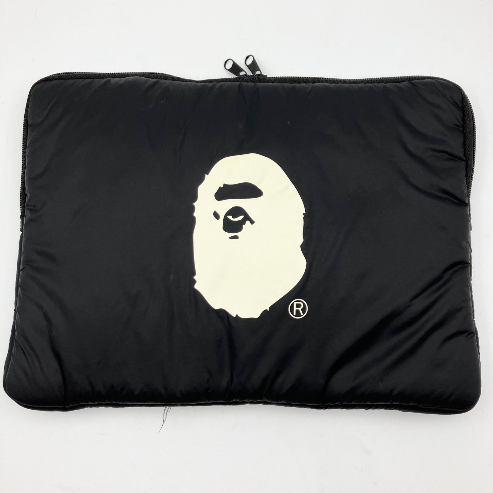 A BATHING APE マルチケース A BATHING APE マルチケース ポーチ ア ベイシング エイプ
