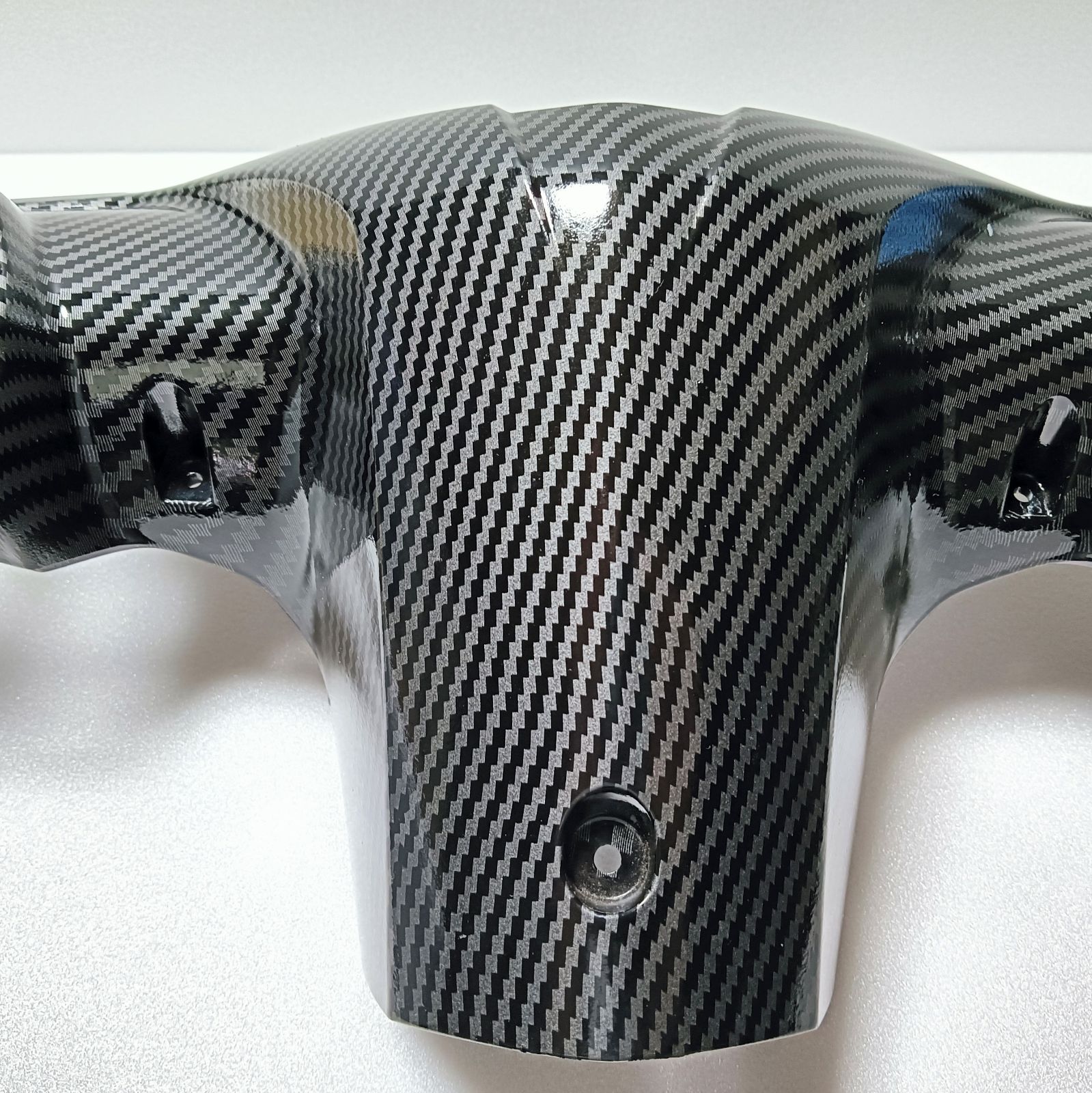 1台入荷できました 未発売 インドネシア スズキ純正 address110 アドレス110用 フロントカーボンカウル