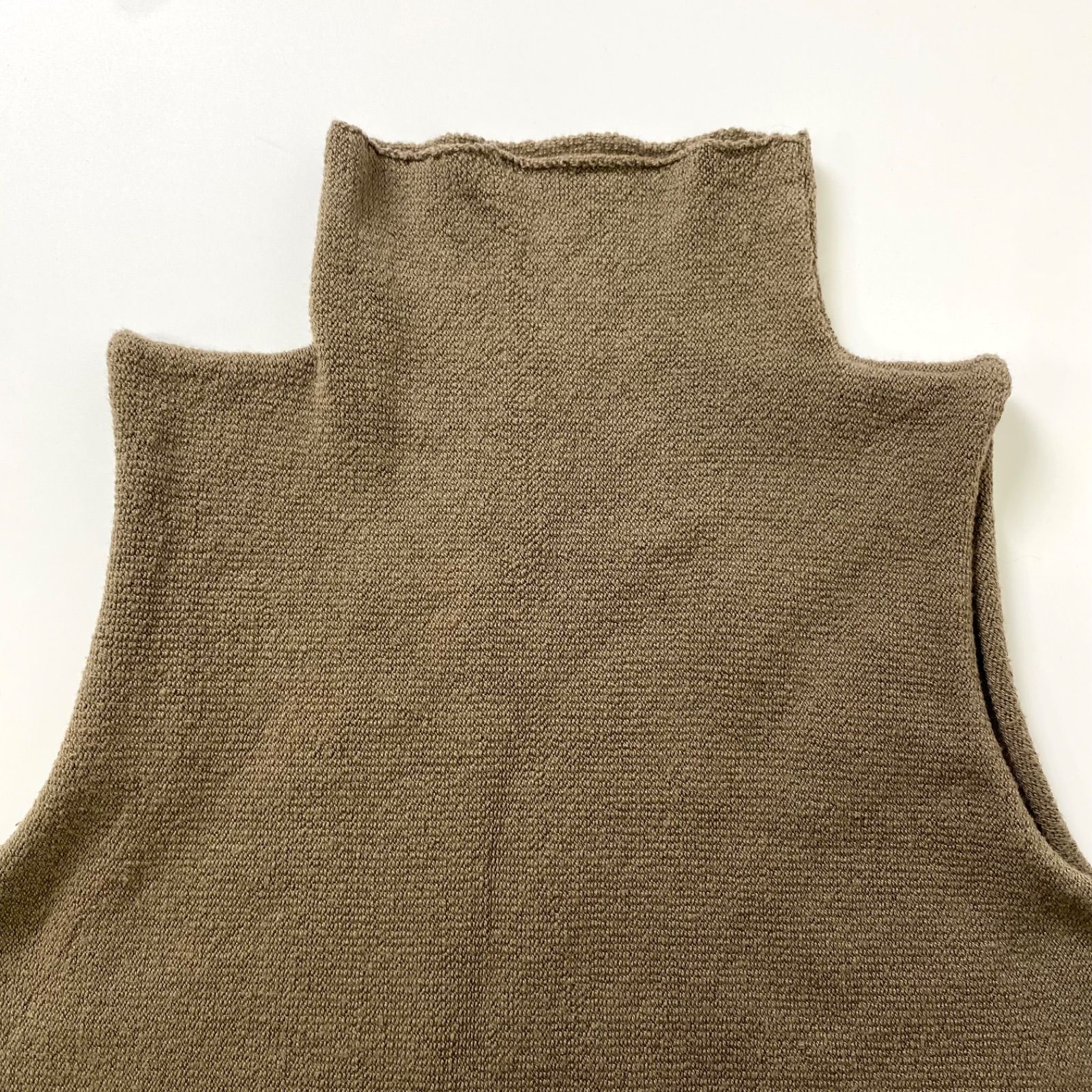 77b17 ISSEY MIYAKE HaaT イッセミヤケ ハート ロングスリーブハイネックニットセーター ショート丈  HA41KJ391 2サイズ ブルー ウール100％ レディース 女性用u02t 畦編みハイネックニットプルオーバー LE SOUK HOLIDAY｜クロスプラス