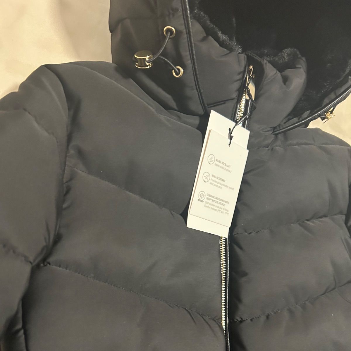 ZARA ザラ スリムフィット キルトアノラック XS　完売品 ZARA】 スリムフィット キルトアノラック - メルカリ