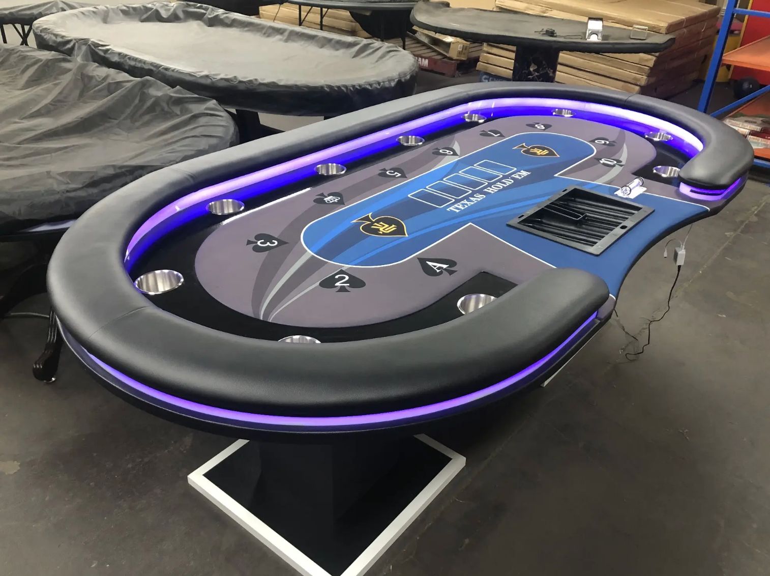 新品未使用 LEDポーカーテーブル　WPTブラックデザイン 　カジノテーブル 超豪華 ポーカーテーブル LED付き 10人用ポーカーテーブル WPT