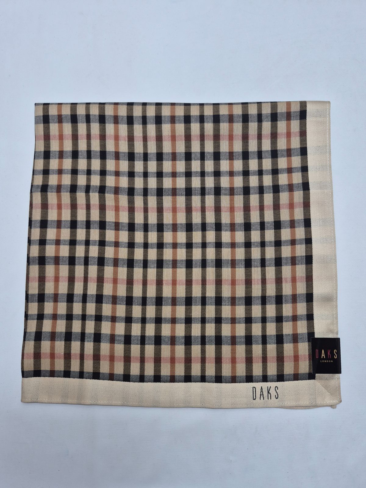 ブランドハンカチバーバリー・ピエールカルダン・DAKSブランドハンカチまとめ売り ブランドハンカチバーバリー・ピエールカルダン・DAKSブランド