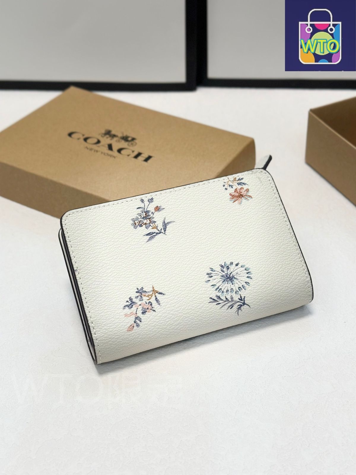  今日 Coach コーチ クラシック財布 原版牛皮使用 精緻な仕上がりと充実した内部構造 財布 キッズファッション小物