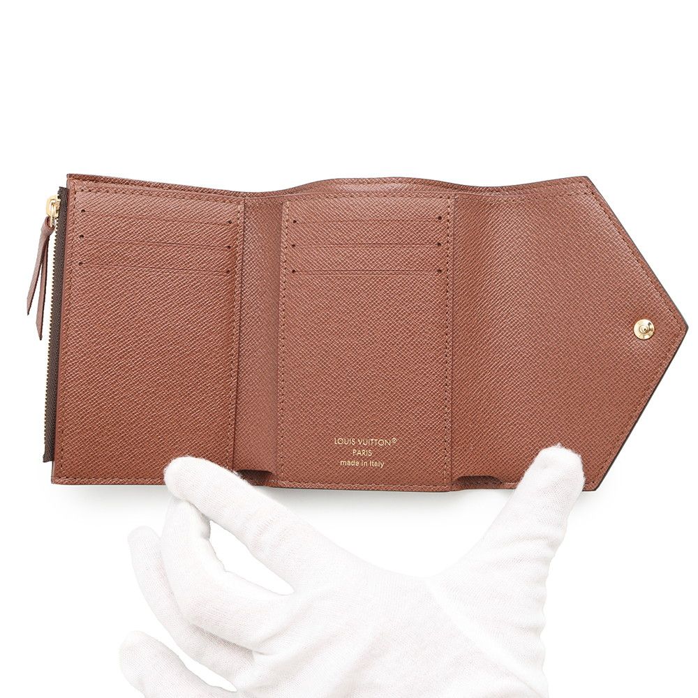 ルイヴィトン 財布 モノグラム ポルトフォイユ・ヴィクトリーヌ M62472  