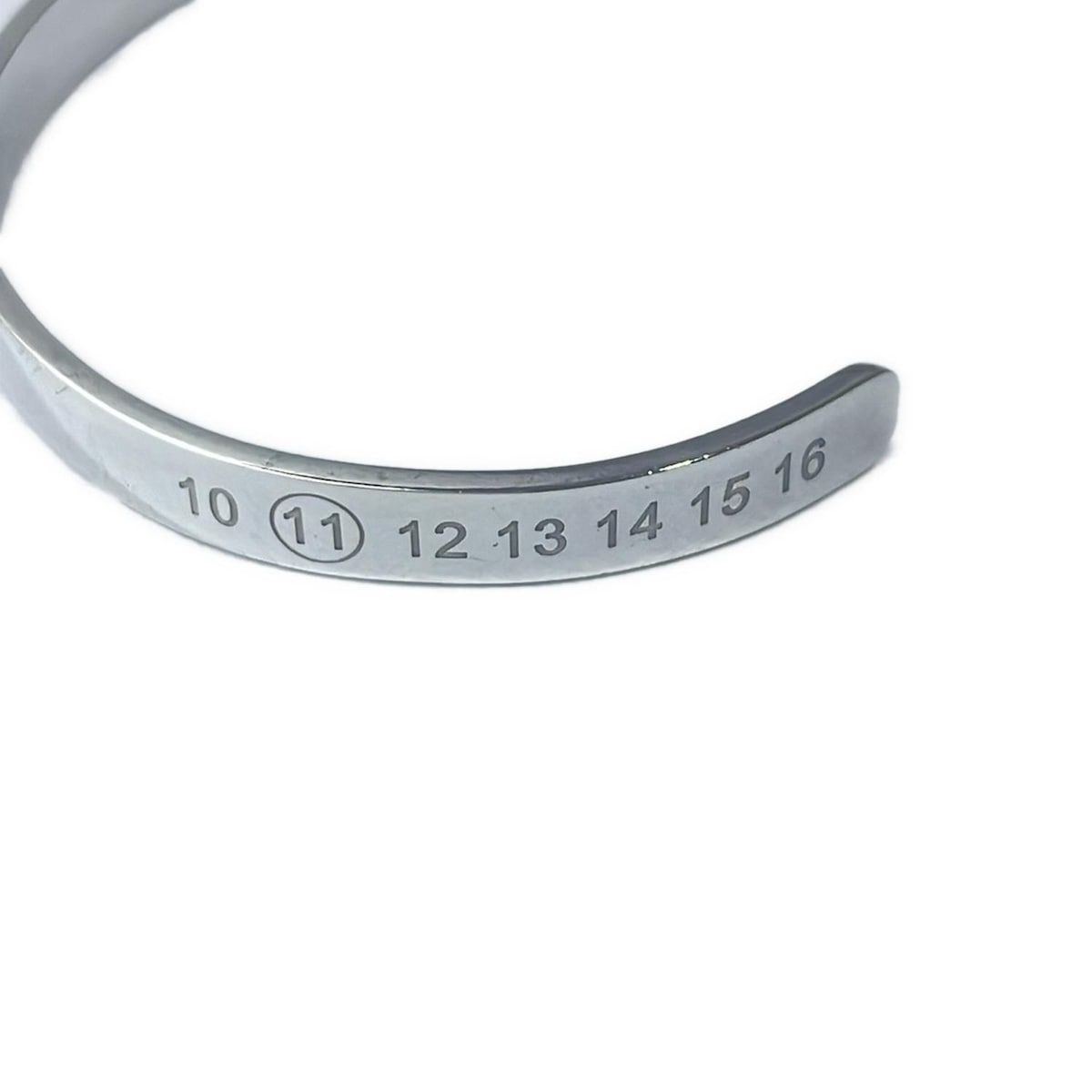 未来 Maison Margiela メゾンマルジェラ バングル ナンバーブレスレット シルバー