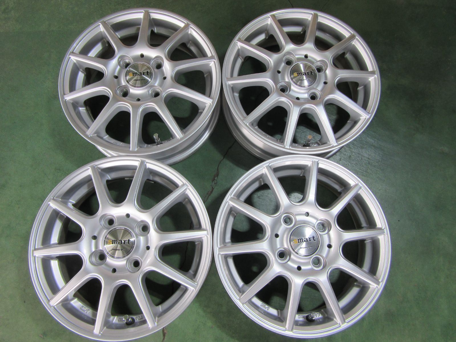 MANARAY SPORT 13×5.0J+35  4H×100 YH178