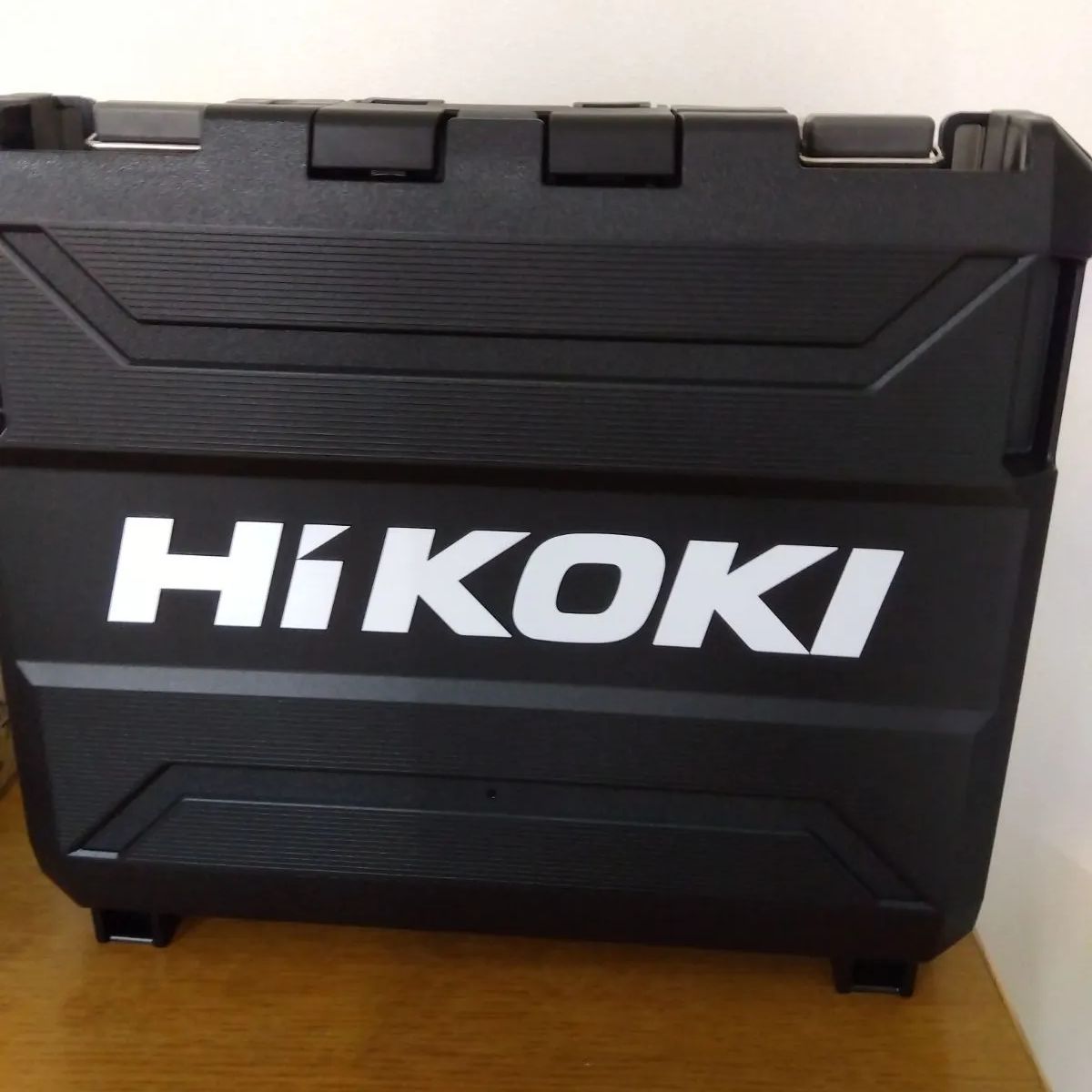 HiKOKI コードレス静音インパクトドライバー