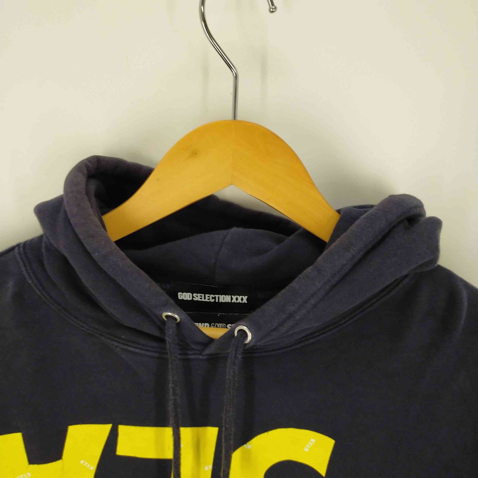 ウィンダンシー WIND AND SEA 別注 ロゴプリントパーカー メンズ 表記  