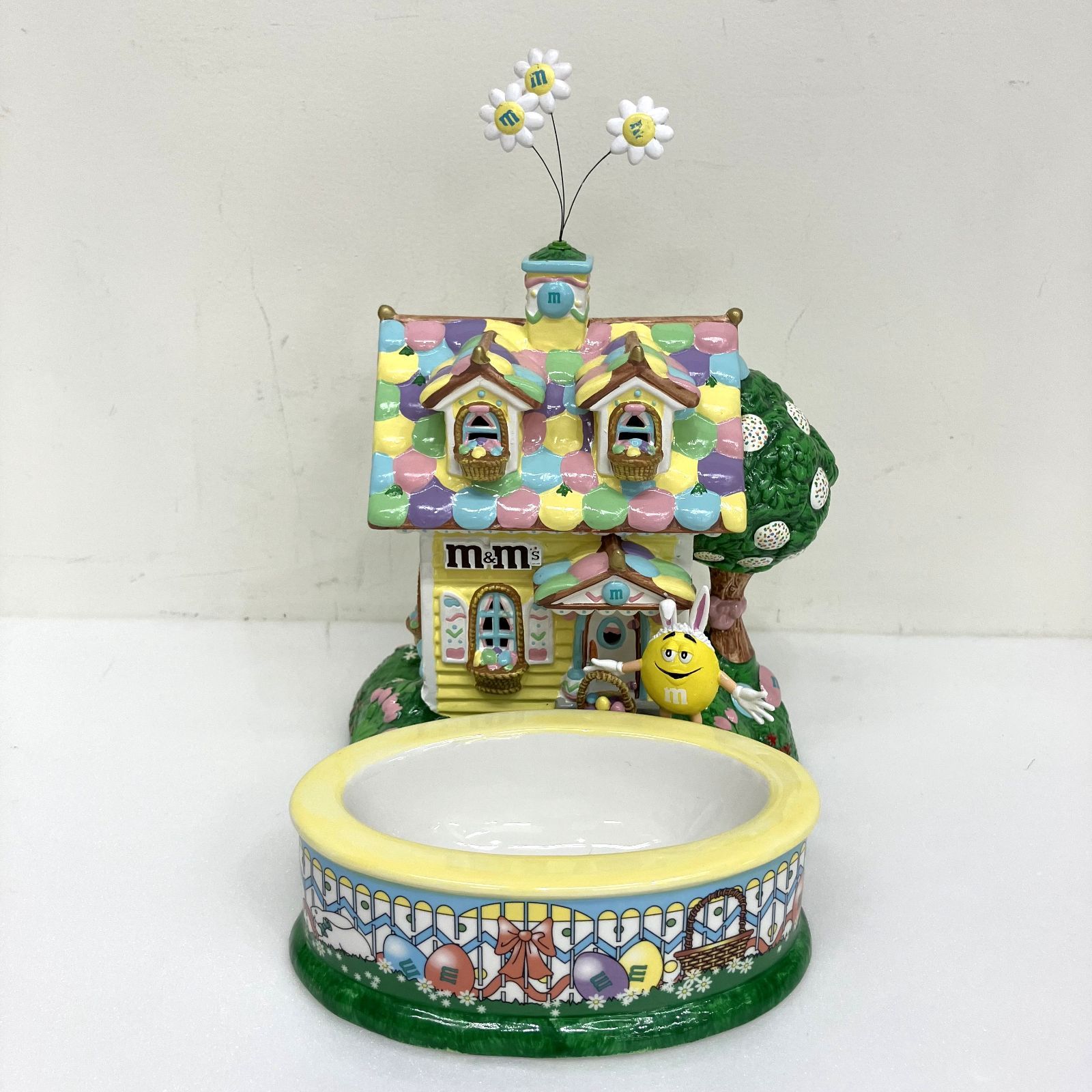 M&M'S エムアンドエムズ  ディスペンサー Easter Bunny House イースター イエロー ライト付き