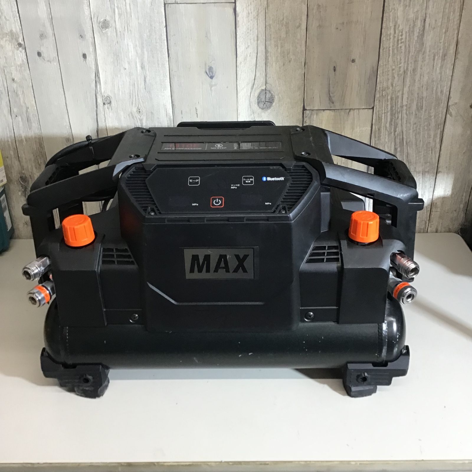マックス MAX 高圧 エアコンプレッサー AK-HH1310E2_ブラック 戸田店