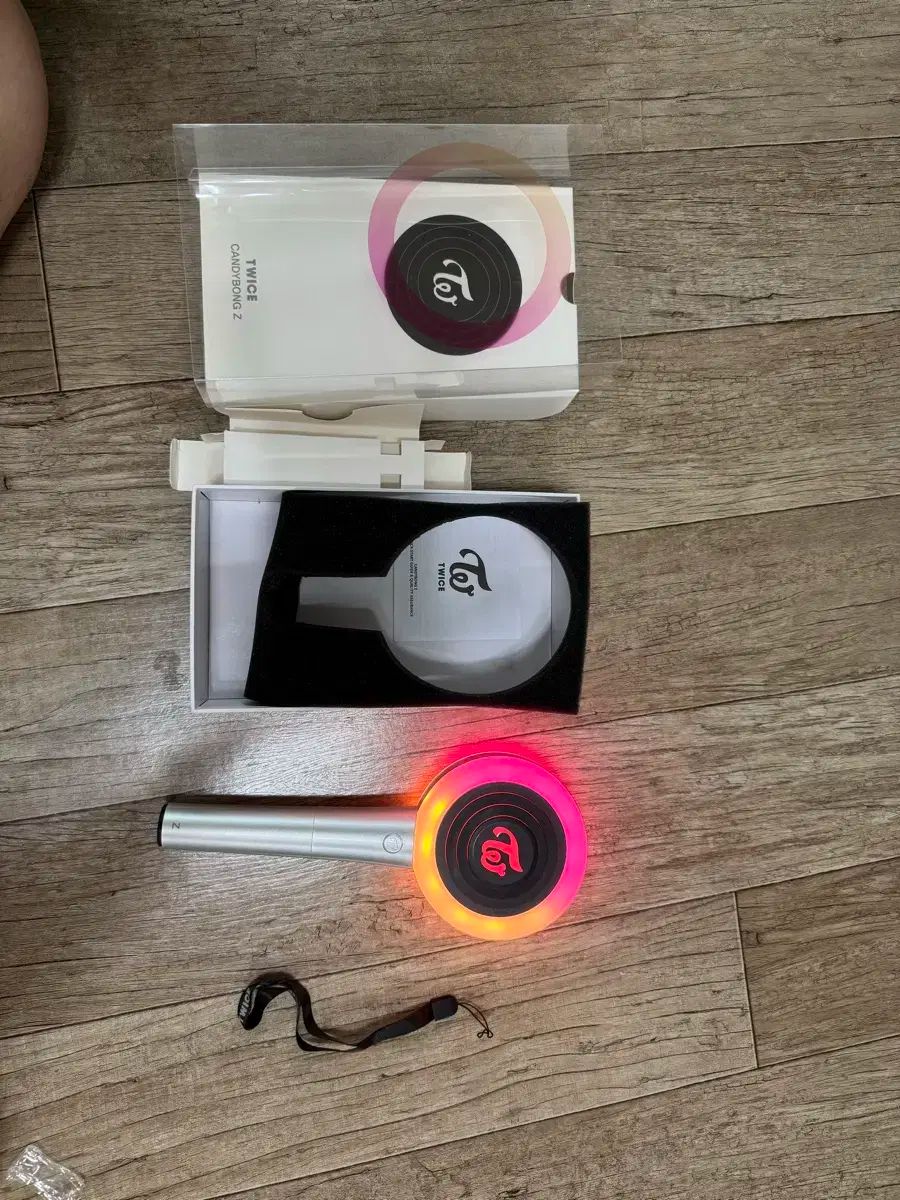 f*8様 TWICE CANDYBONG∞ ペンライト jp.ktown4u.com : TWICE (トゥワイス) - 公式ペンライト [CANDY