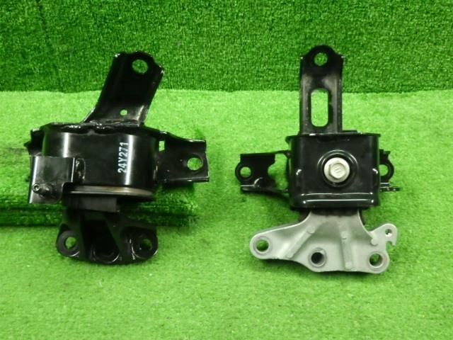 スペーシア 5AA-MK94S エンジンマウント2個セット 走行1 11620-74PA0 11610-63R00 9137