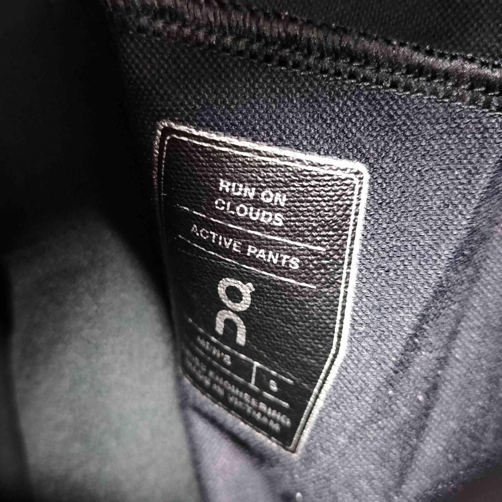 極美品 on オン active pants アクティブパンツ M オン On ACTIVE PANTS アクティブパンツ メンズ JPN：S - メルカリ
