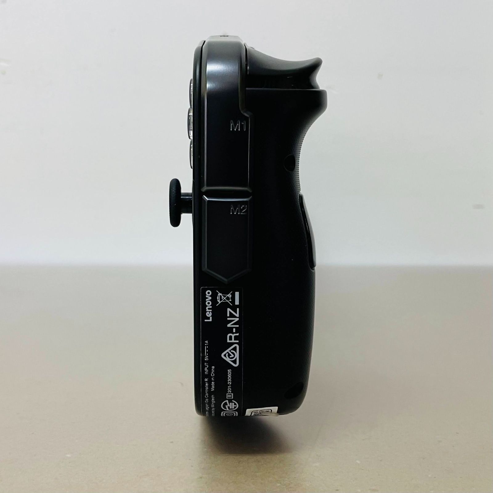 ド*イ様 【美品】レノボ　Lenovo Legion Go 8APU1 Lenovo Legion Go | 着脱式のコントローラーを採用した8.8型