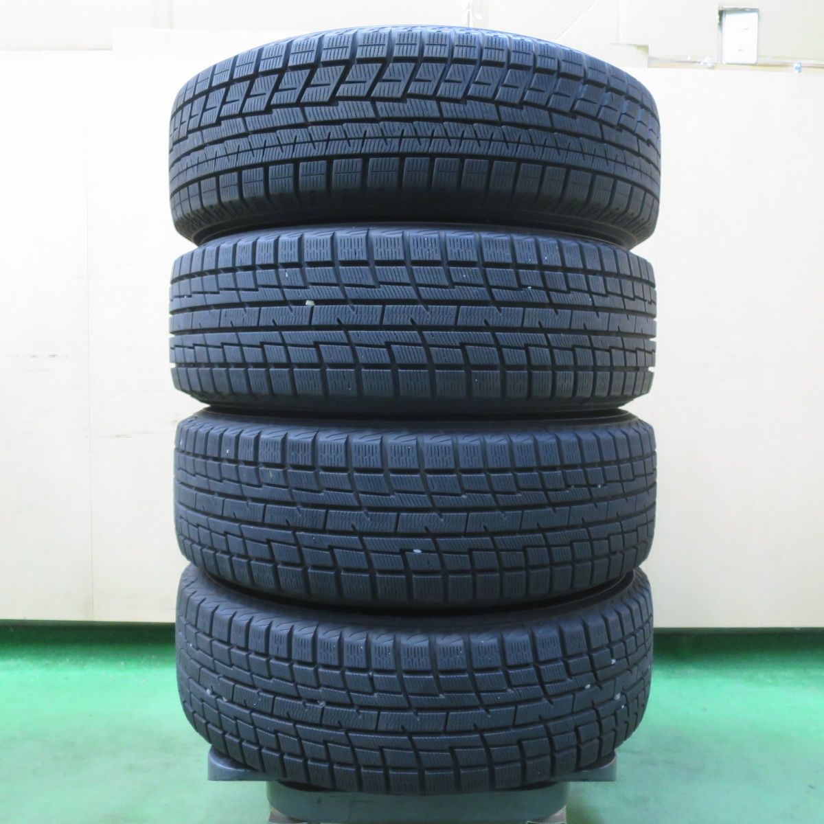バリ溝！23年！9.5分以上☆スタッドレス 185/65R15 ヨコハマ アイス 