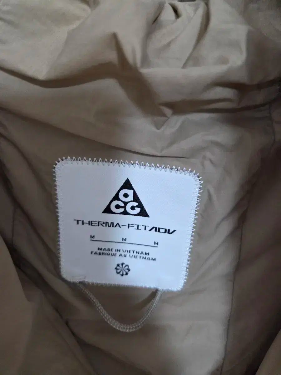 NIKE ナイキ ACG ロフトドープ アイロンまたは M