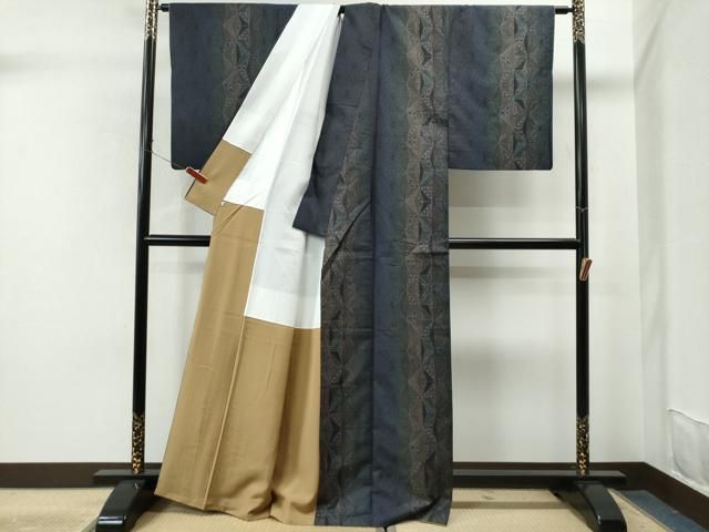 平和屋着物○本場大島紬 9マルキ 泥染め 麻の葉吉祥花文 高島屋扱い 興