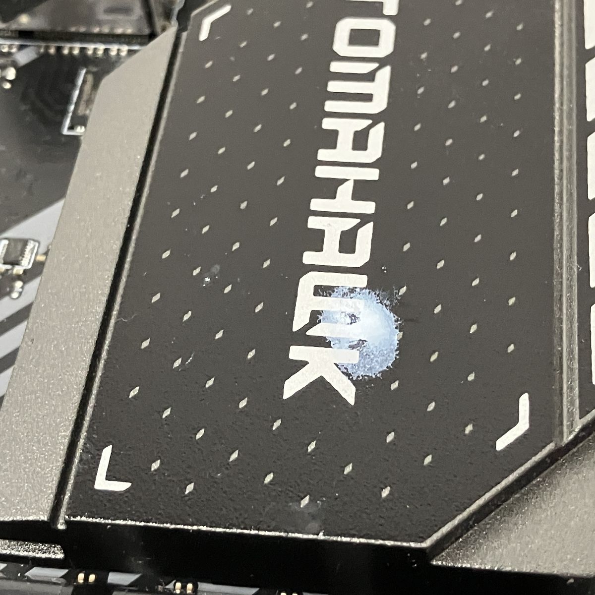 msi B550 TOMAHAWK マザーボード PC パーツ 周辺機器 ジャンク