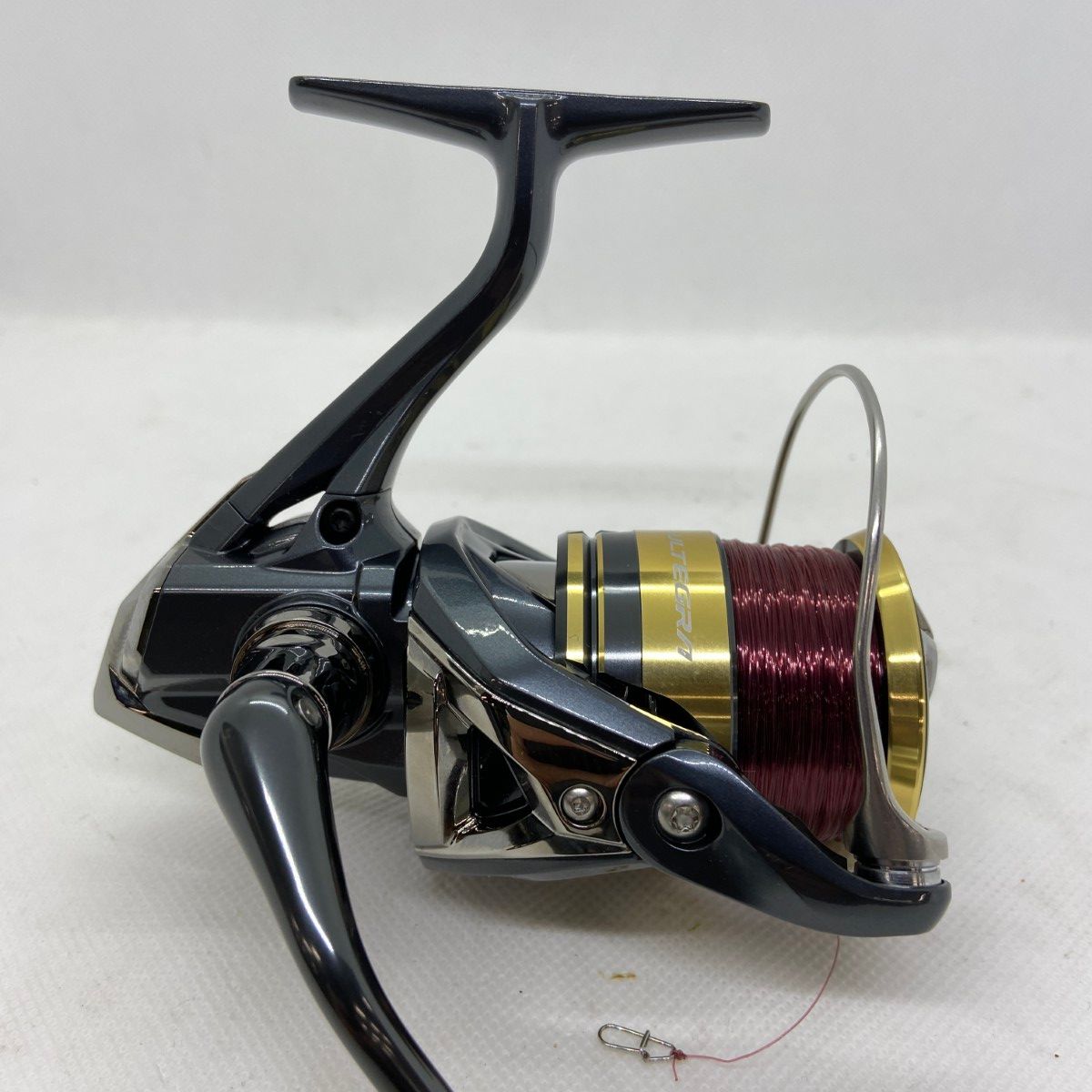 ΨΨSHIMANO シマノ スピニングリール 25アルテグラ C3000XG 048011 25ｱﾙﾃｸﾞﾗ C3000XG