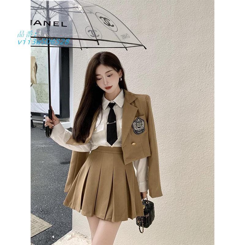 学生服