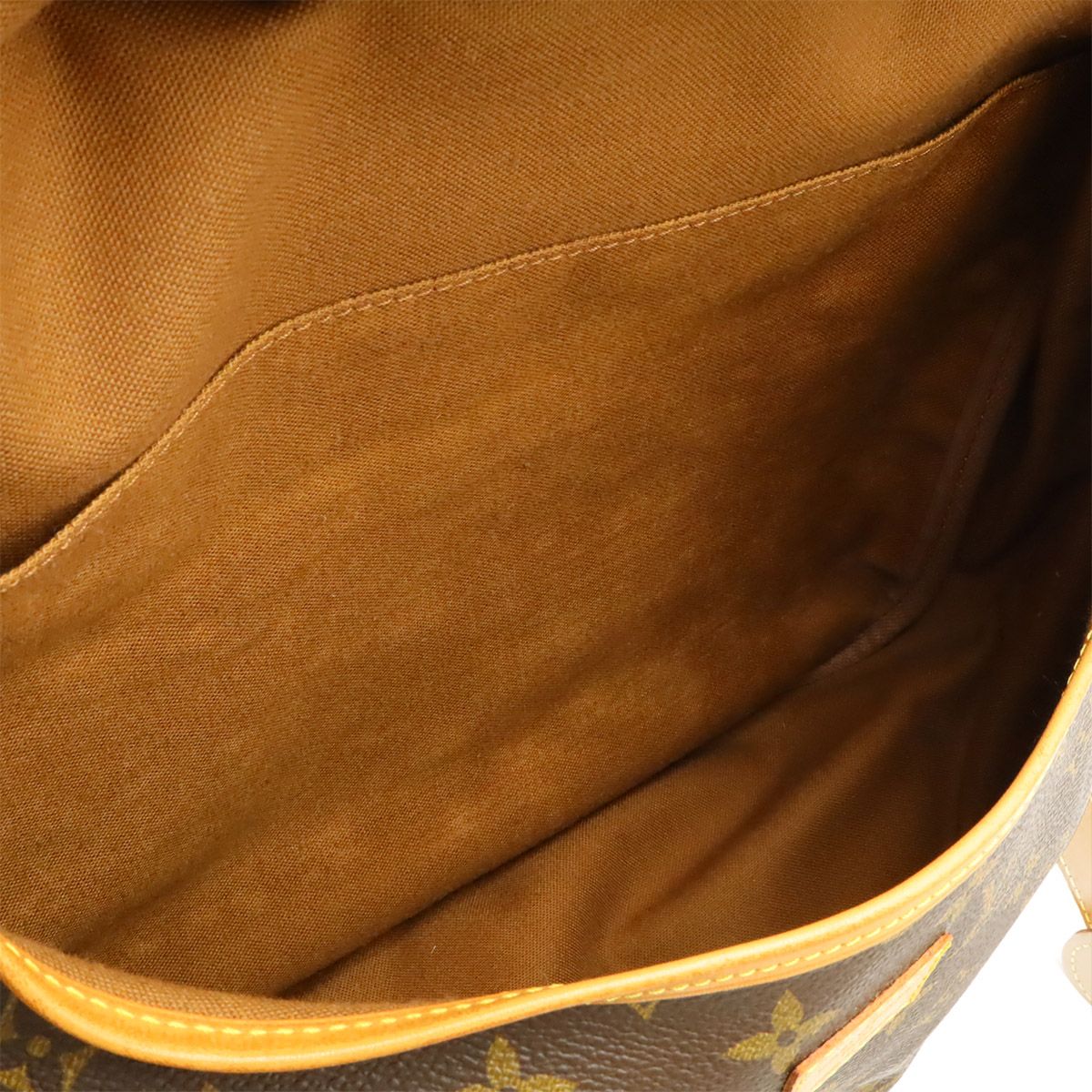 ヴィトン モノグラム