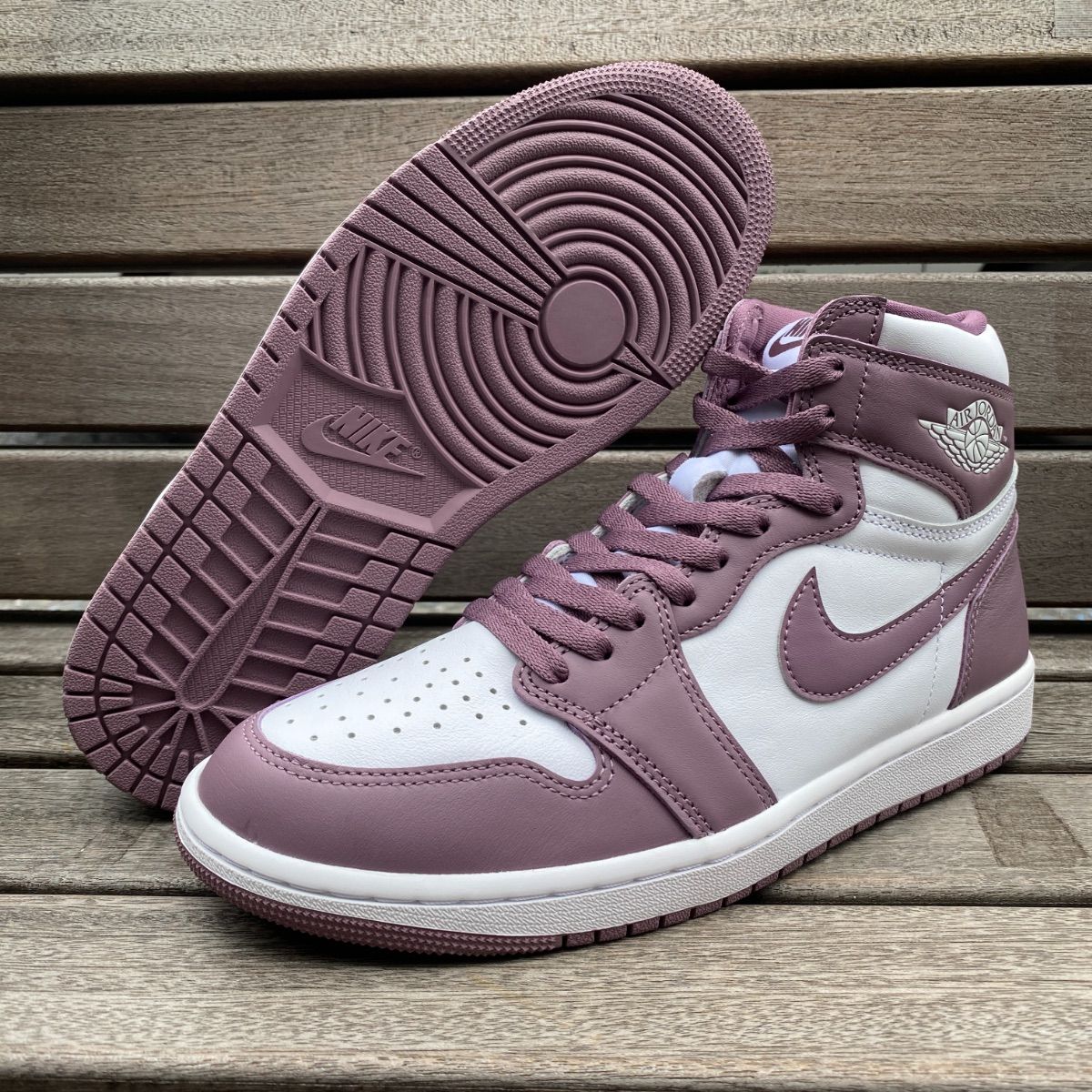 NIKE ナイキ AIR JORDAN1 HIGH OG エアジョーダン1 ハイカット Sky 