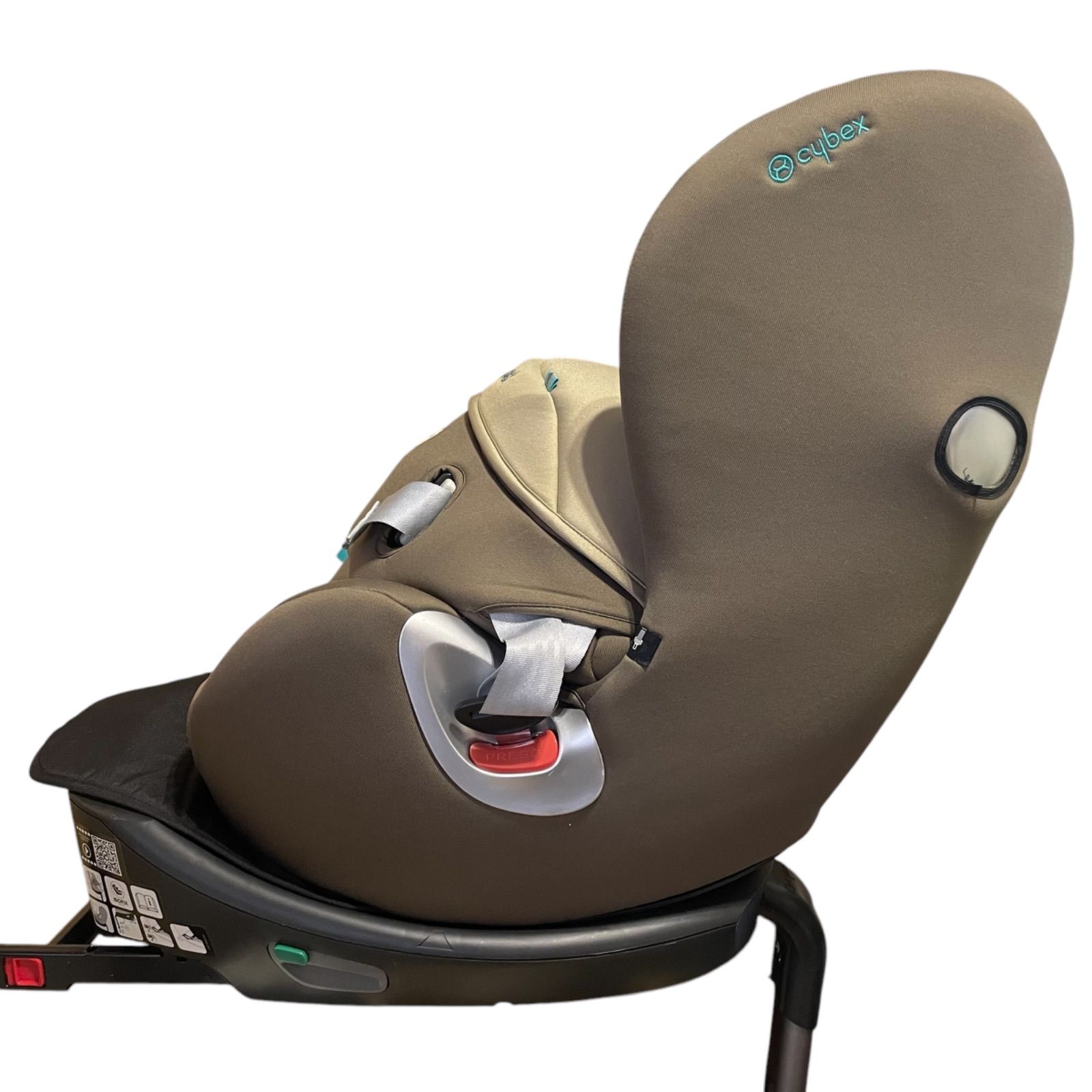 サイベックス　シローナ　プラチナム　チャイルドシート zc-sirona-g.jpg