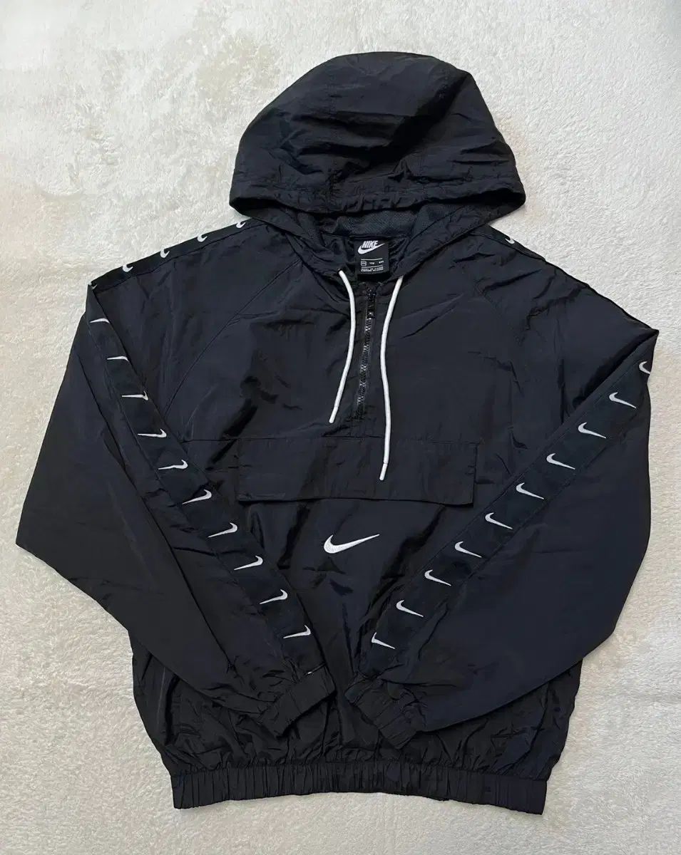 Nike(ナイキ） ハーフジップ アノラック