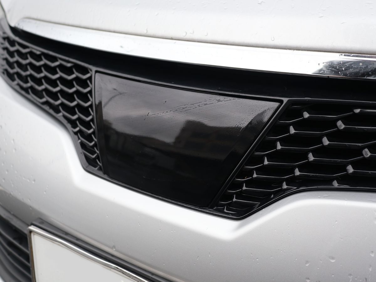 Tint+カット済エンブレム スモークフィルム(ブラックスモーク 5％)130マークX GRX130/GRX133/GRX135 後期