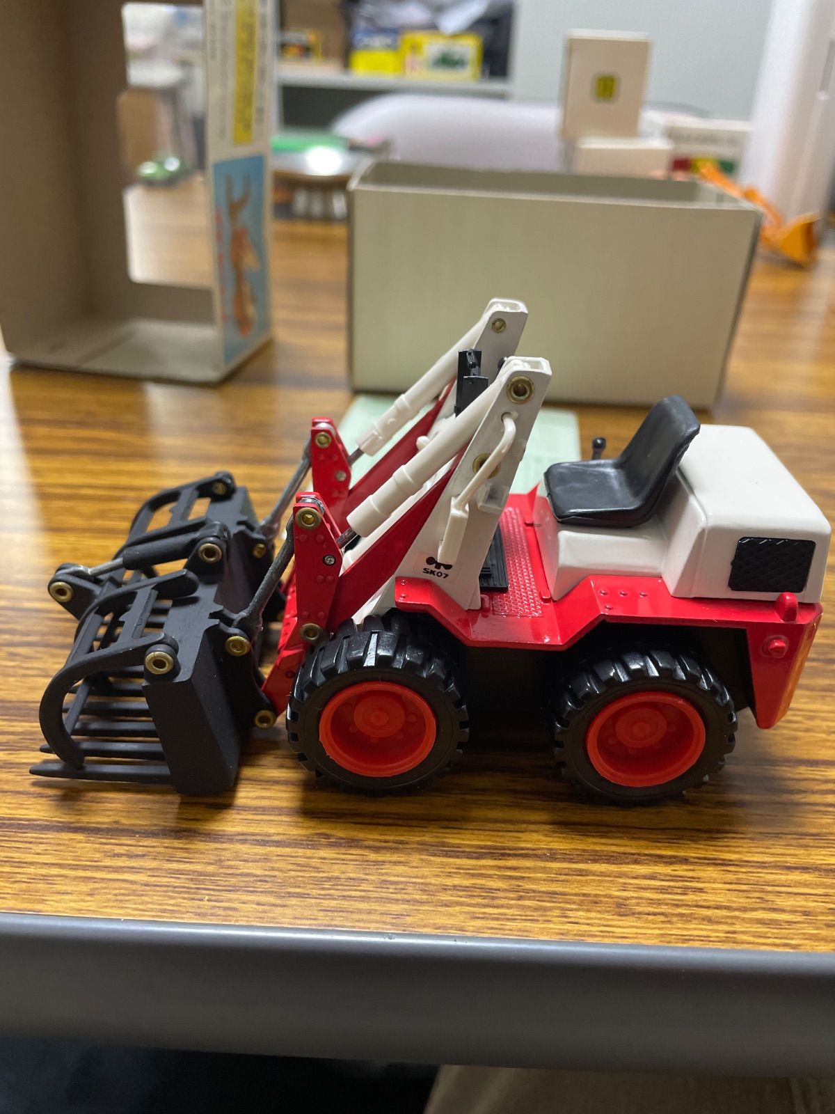 コマツのミニローダ SK07(40年以上前のモデル)