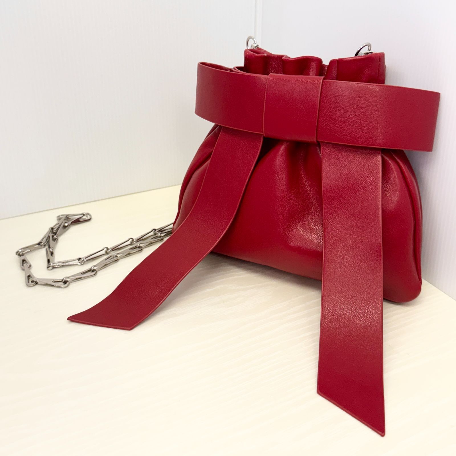 Ray BEAMS リボン ショルダーバッグ レッド