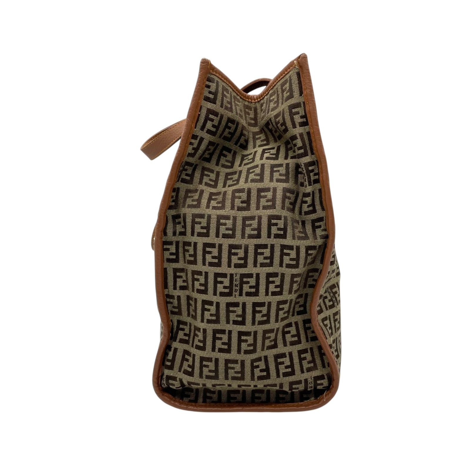 美品 FENDI フェンディ ズッカ ズッキーノ トートバッグ A4可 美品 FENDI フェンディ ズッカ ズッキーノ トートバッグ A4可