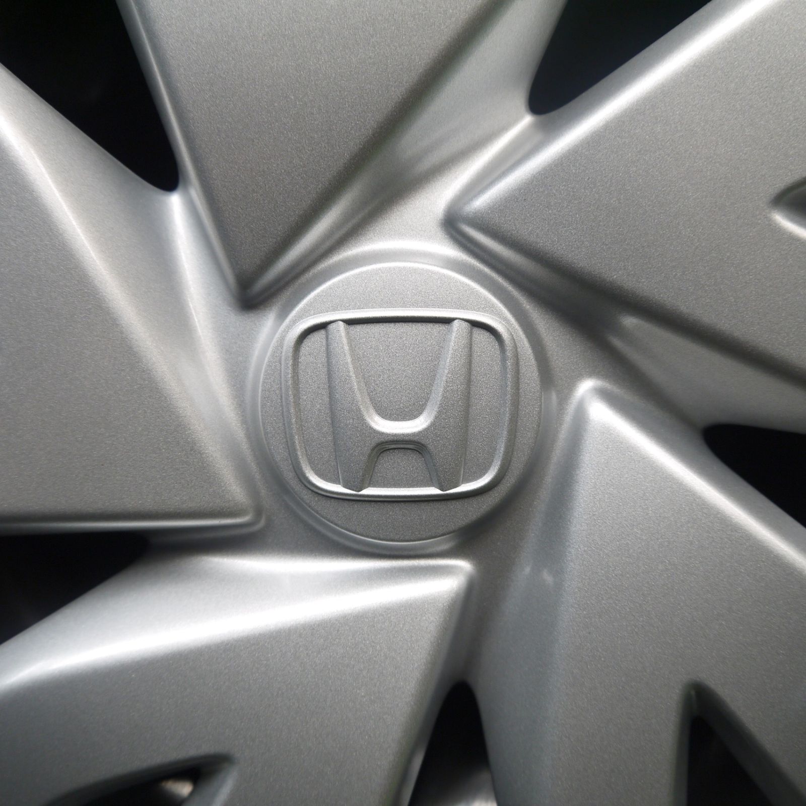 新車外し！24年☆ホンダ WR-V 純正 スチール 215/60R16 グッドイヤー