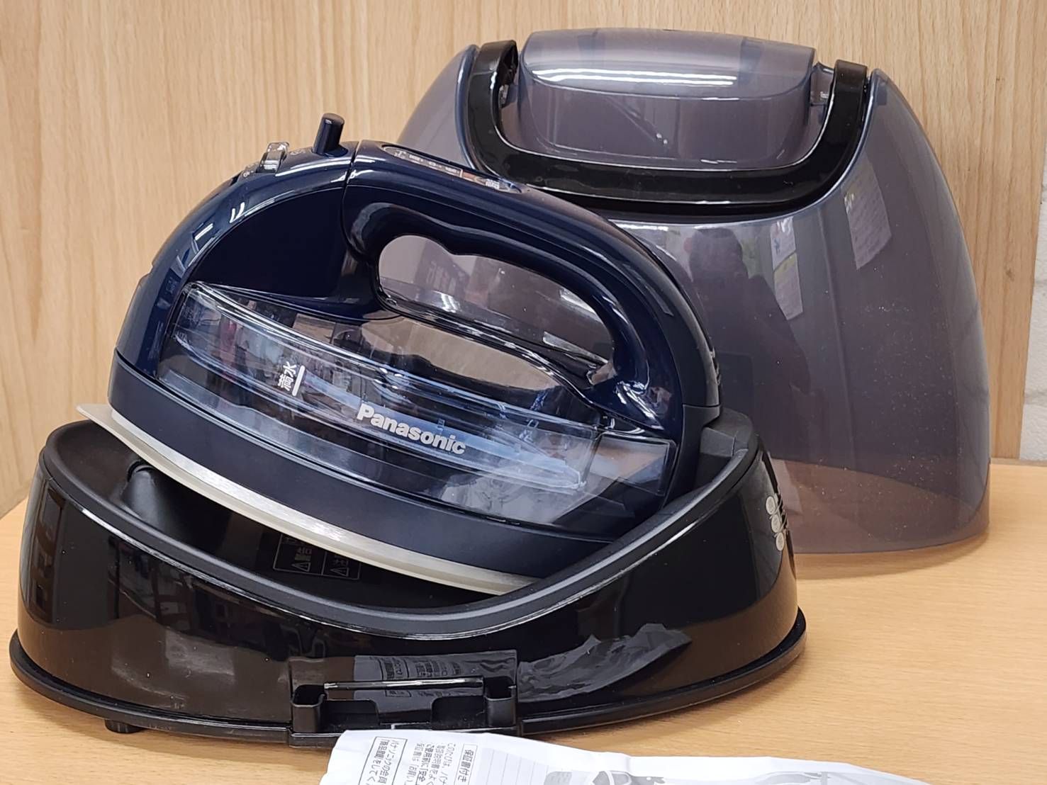 展示 未使用★パナソニック NI-WL707 コードレススチームアイロン 概要 コードレススチームアイロン NI-WL707 | アイロン・衣類