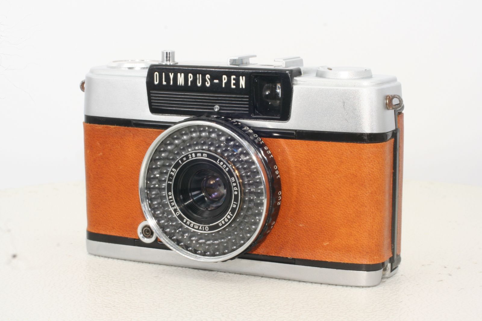 整備済・完動品 OLYMPUS PEN EE-3 pen ee-3 購入特典もあります☆ 赤