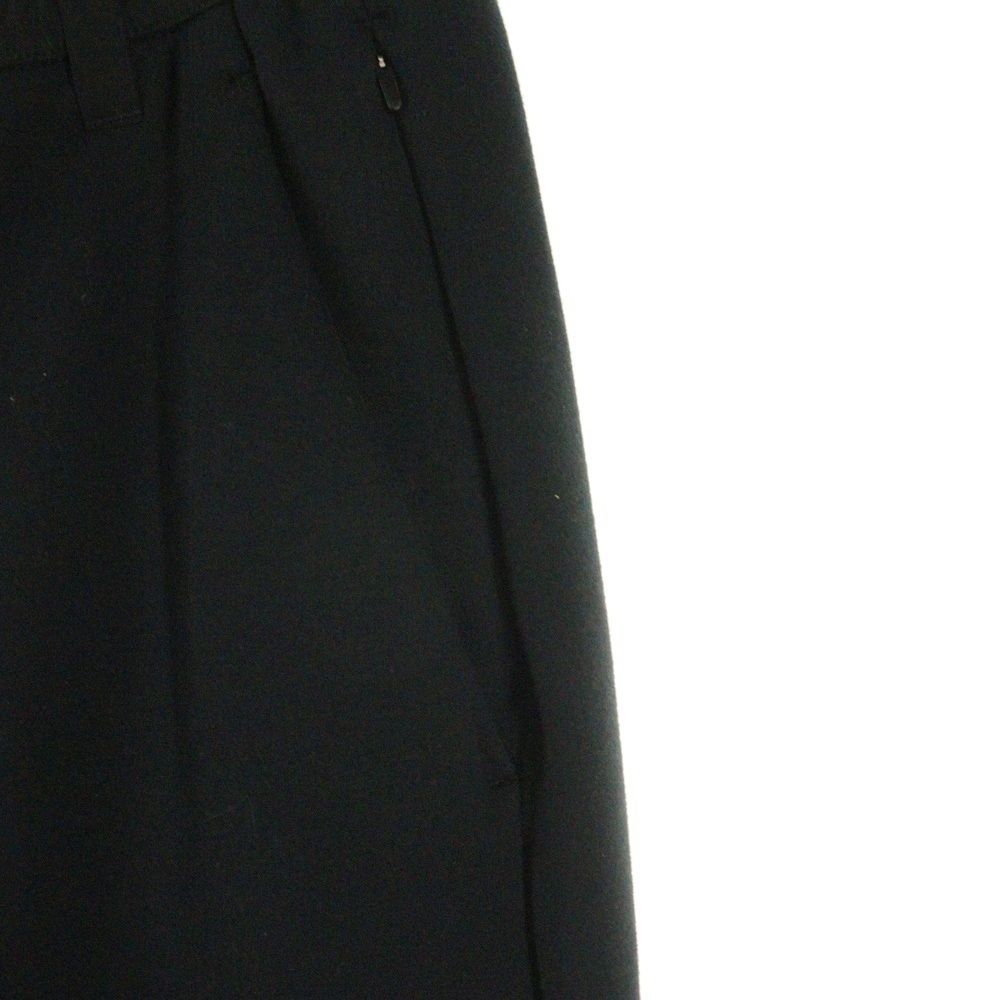 ロゴパッチ スウェットパンツ